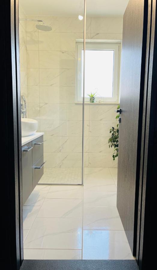 Kia Ora apartment Trogir Bagian luar foto