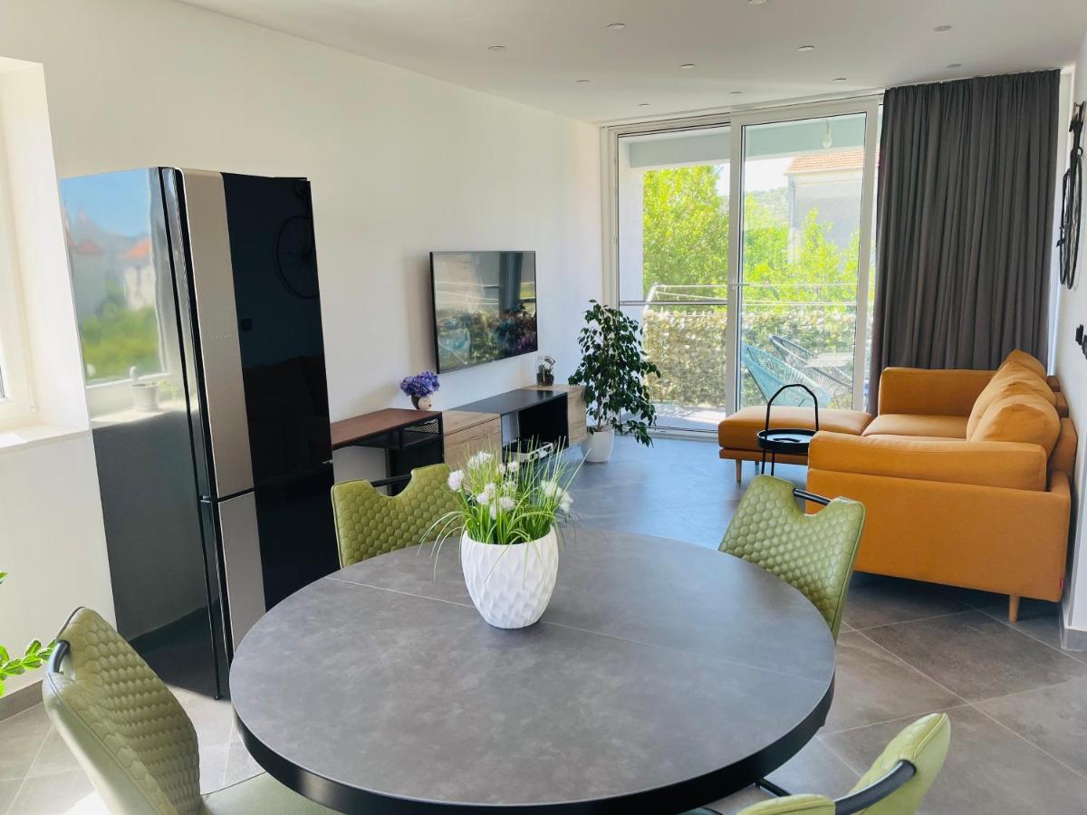 Kia Ora apartment Trogir Bagian luar foto