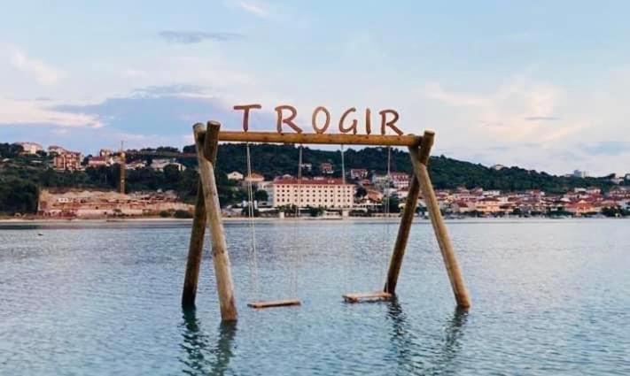 Kia Ora apartment Trogir Bagian luar foto
