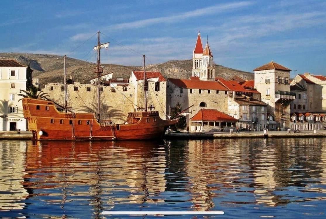 Kia Ora apartment Trogir Bagian luar foto
